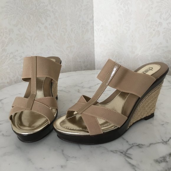 Charles David "Treasury" Wedge Sandal MINT 6.5M - Picture 2 of 8